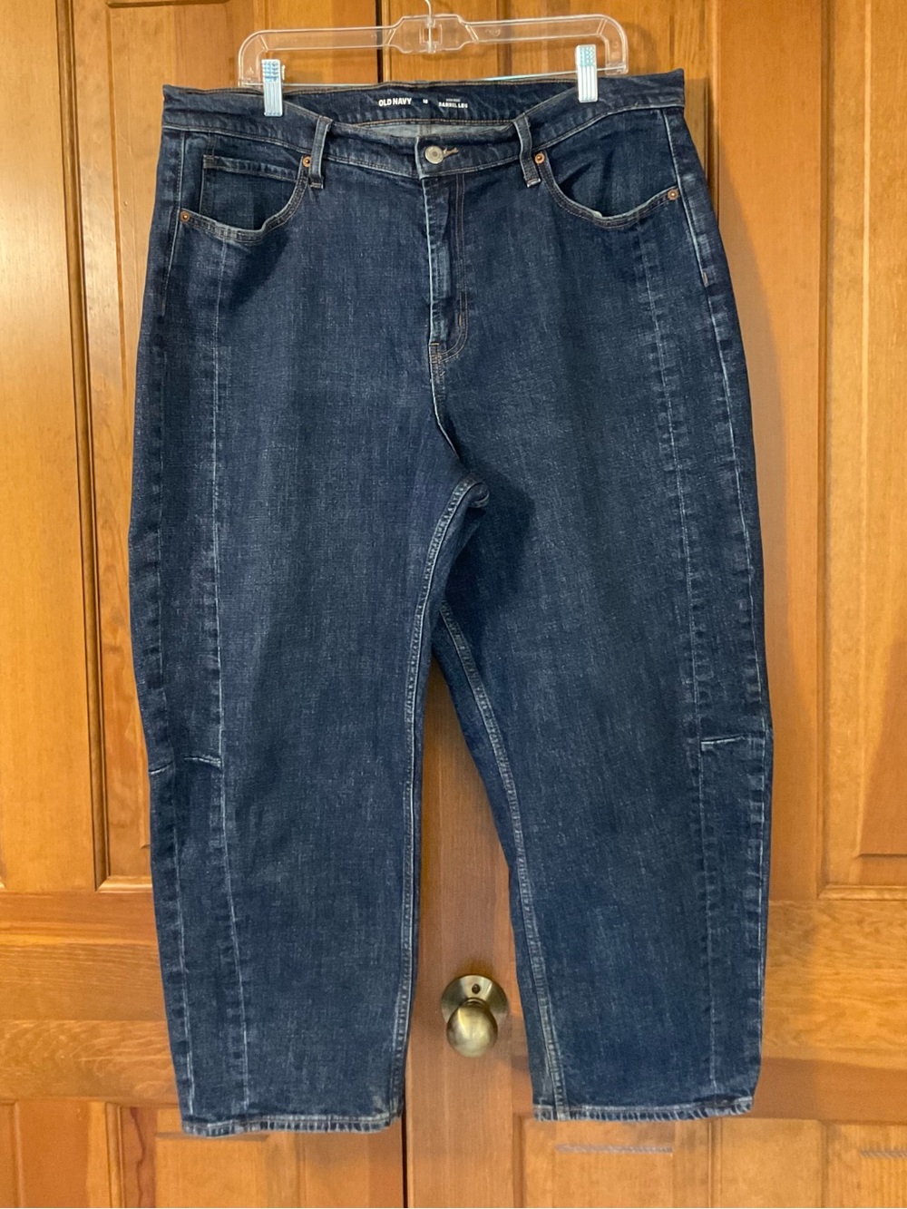 Old Navy Women’s Denim High Rise Barrel Leg Jeans. Size 18. Excellent Condition.